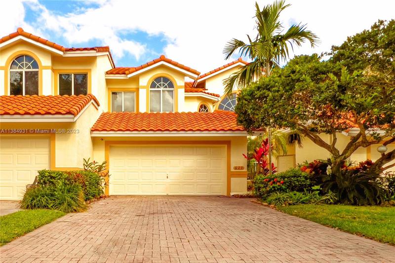 Image for property 620 Palm Aire Dr, Pompano Beach, FL 33069