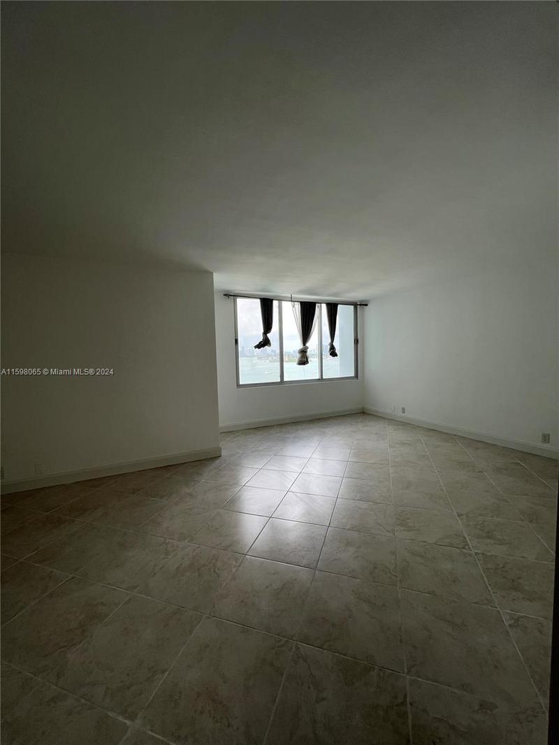 Image for property 1000 West Ave 1121, Miami Beach, FL 33139