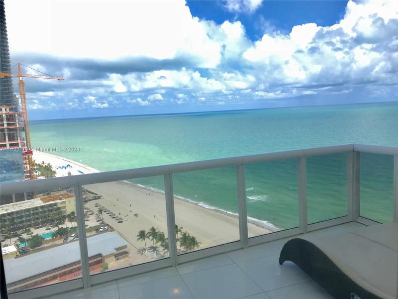 Image for property 18201 Collins Ave 3302, Sunny Isles Beach, FL 33160