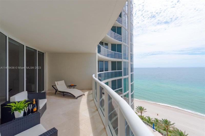 Image for property 17201 Collins Ave 1604, Sunny Isles Beach, FL 33160
