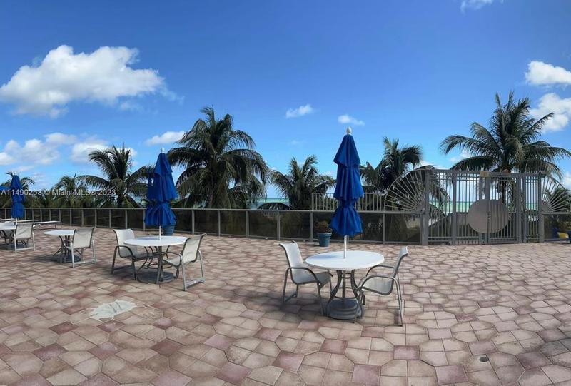 Image for property 6039 Collins Ave 1503, Miami Beach, FL 33140