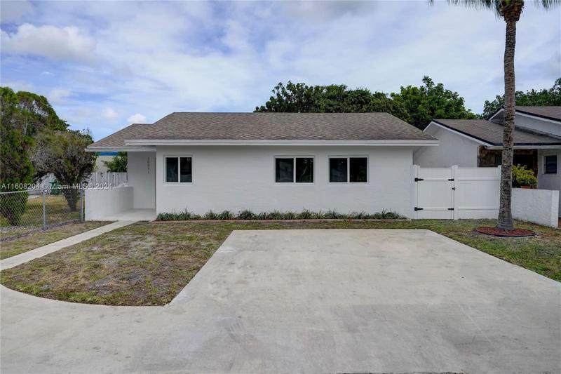 Image for property 20831 28th Ave, Miami Gardens, FL 33056